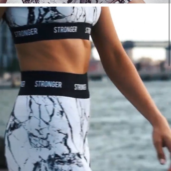 Stronger the Label white black marble activewear set Xs - Picture 8 of 9